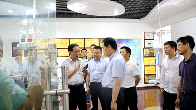 省人社廳副廳長黃贊佳 來我公司調研